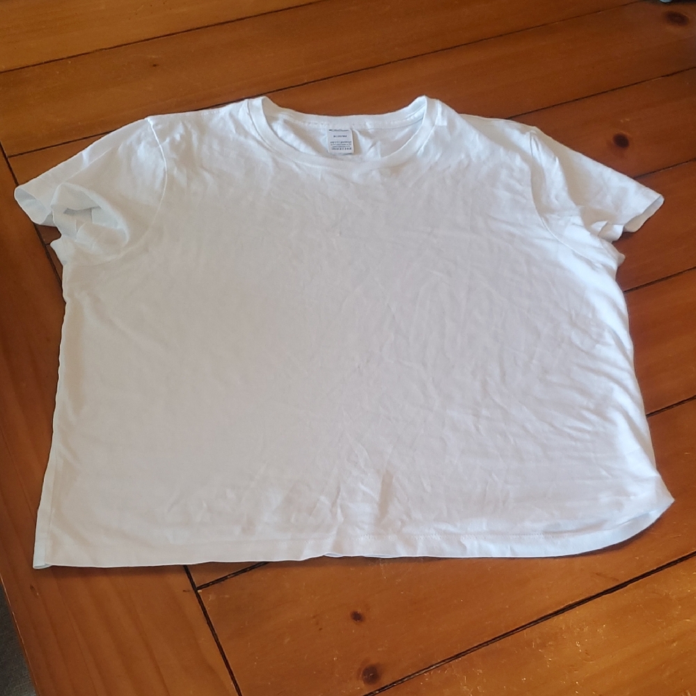 Victoria's Secret PINK tshirt